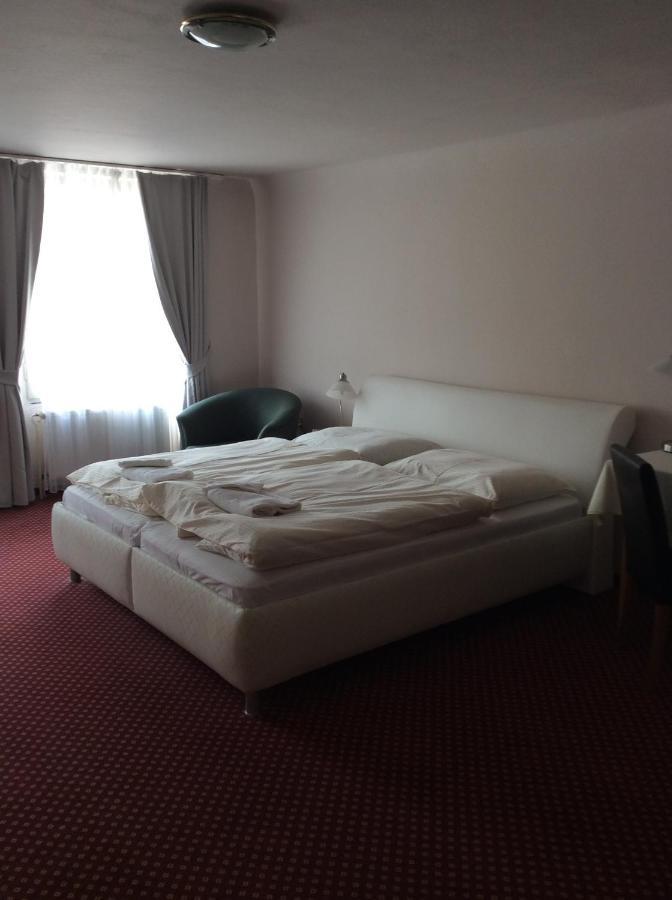 Hotel U Zlateho Andela Pardubice Dış mekan fotoğraf