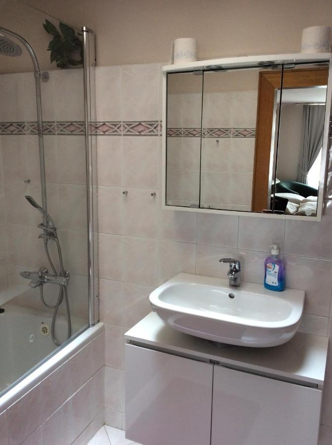Hotel U Zlateho Andela Pardubice Dış mekan fotoğraf